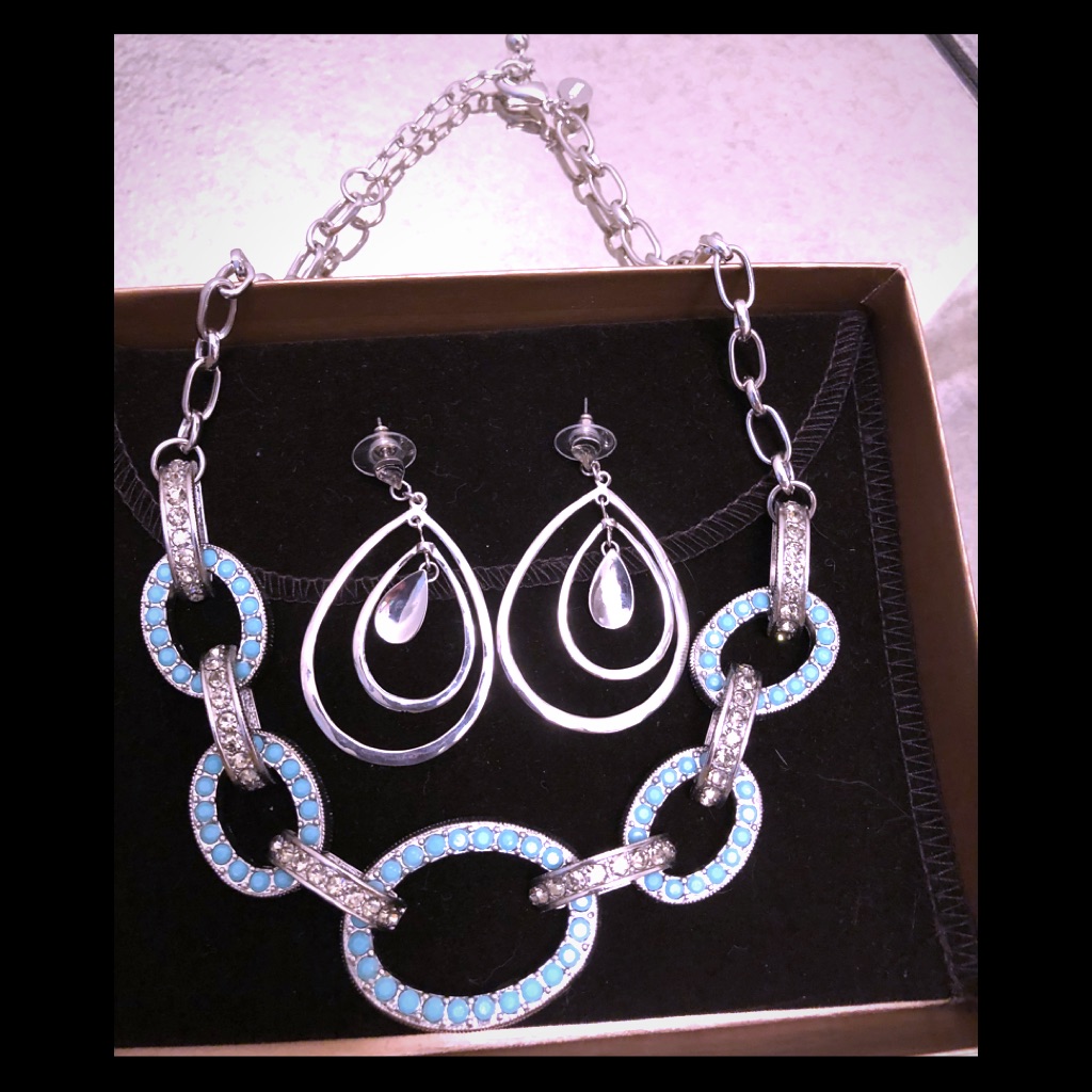 Rare Shoshanna Necklace  Earrings Vintage Rare Set